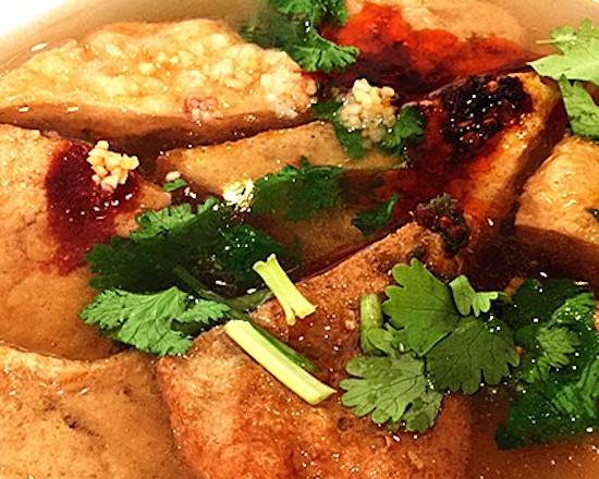 Deep Fried Bean Curd in Soup (卤炸豆腐)